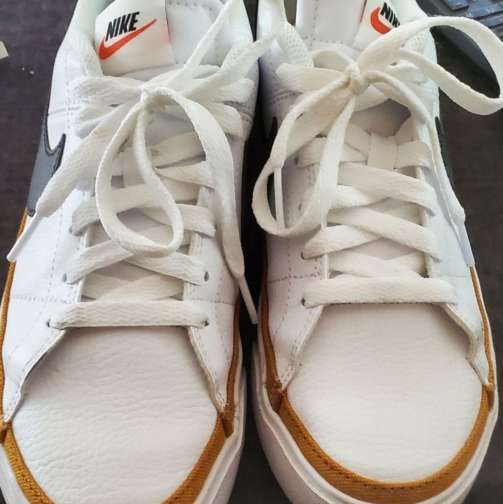 Nike Court Legacy women's sneakers size 8